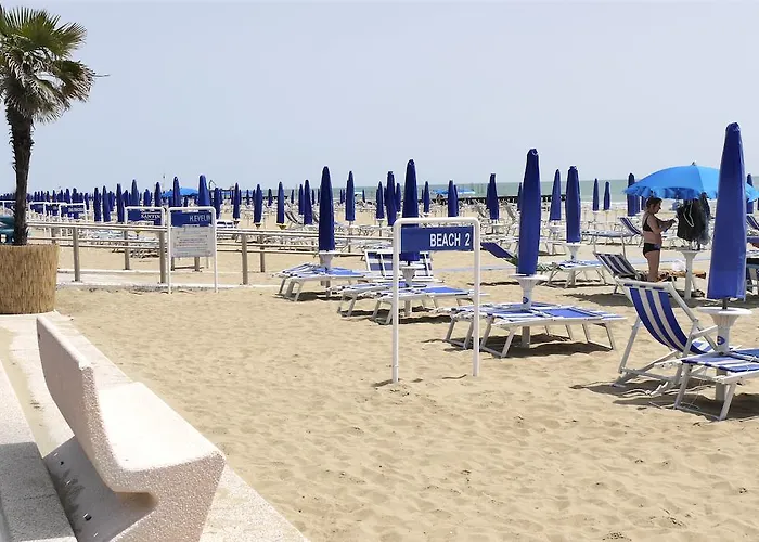 Hotel Beach2