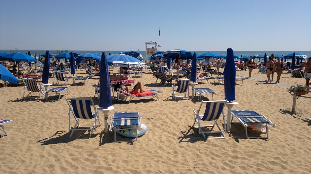 Beach2 Hotel